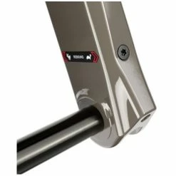 Fourche Suspendue Gravel RockShox Rudy Ultimate XPLR 700x50C 12x100mm Sable 9 Fourche Suspendue Gravel RockShox Rudy Ultimate XPLR 700x50C 12x100mm Sable -vélo Soldes Magasin fourche suspendue gravel rockshox rudy ultimate xplr 700x50c 12x100mm sable 4